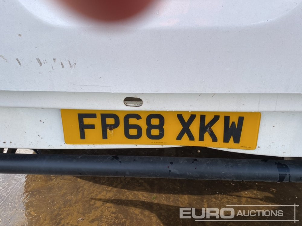 Nissan Navara - Truk pikap: gambar 1 Nissan Navara - Truk pikap: gambar 1