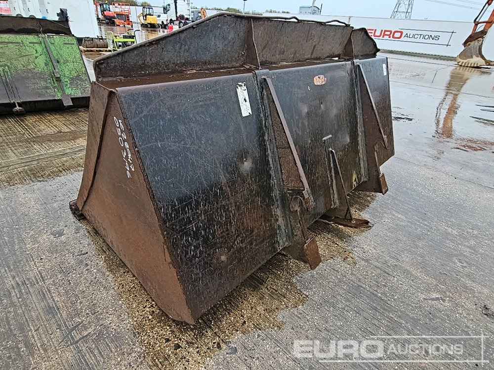 96" Loading Bucket to suit Merlo Telehandler - Peralatan untuk menangani material: gambar 5 96" Loading Bucket to suit Merlo Telehandler - Peralatan untuk menangani material: gambar 5