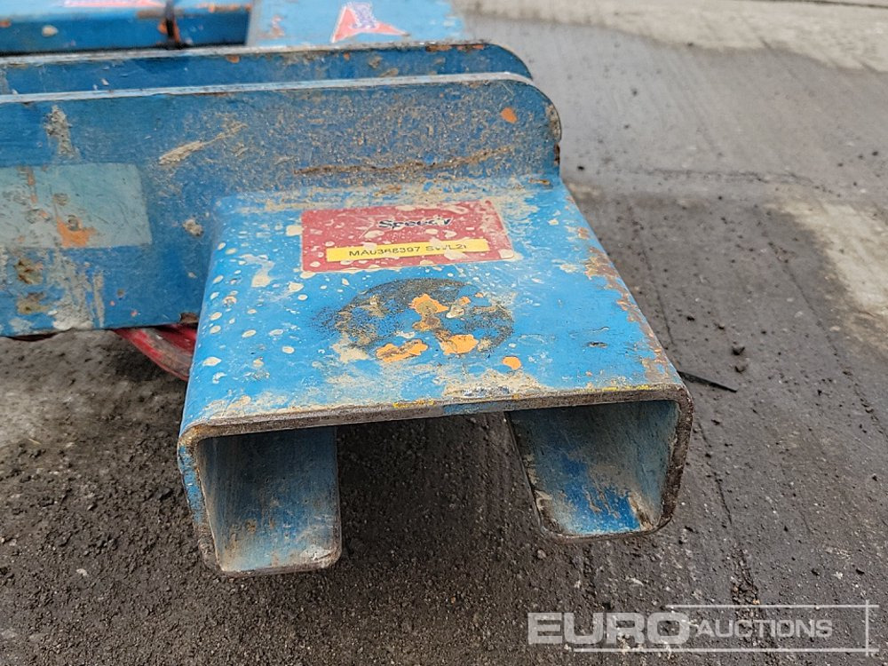 Peralatan untuk menangani material Crane Attachment to suit Forklift: gambar 11