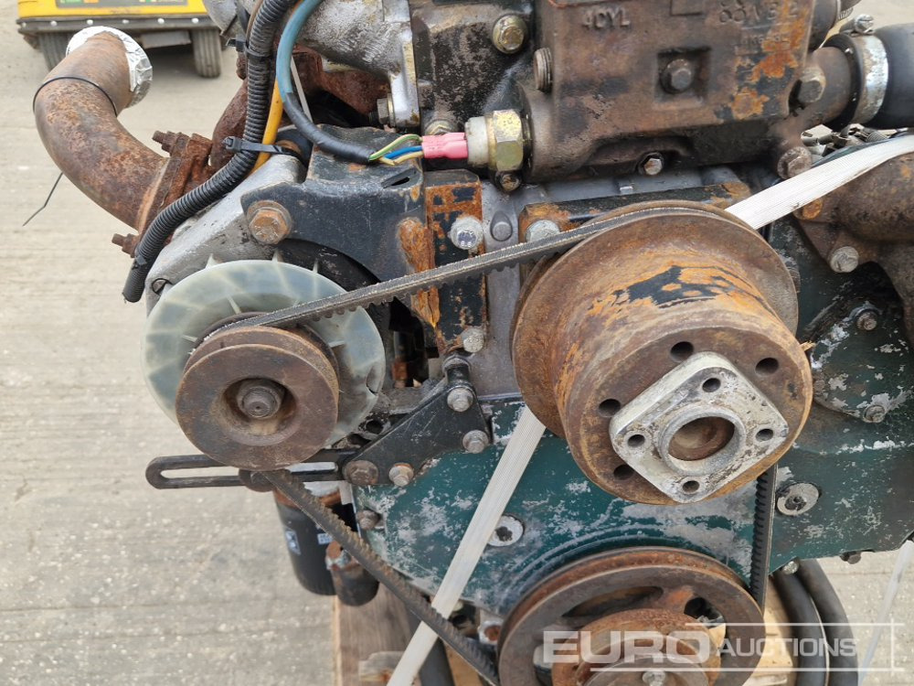 Mesin Perkins 4 Cylinder Engine: gambar 9