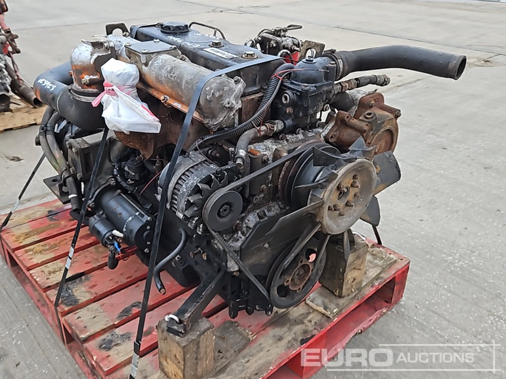 Perkins 4 Cylinder Engine, Gearbox - Mesin: gambar 3 Perkins 4 Cylinder Engine, Gearbox - Mesin: gambar 3