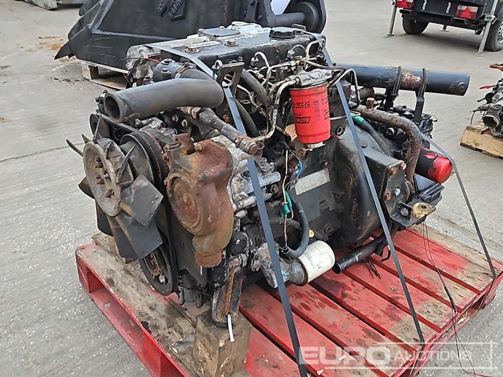 Perkins 4 Cylinder Engine, Gearbox - Mesin: gambar 5 Perkins 4 Cylinder Engine, Gearbox - Mesin: gambar 5
