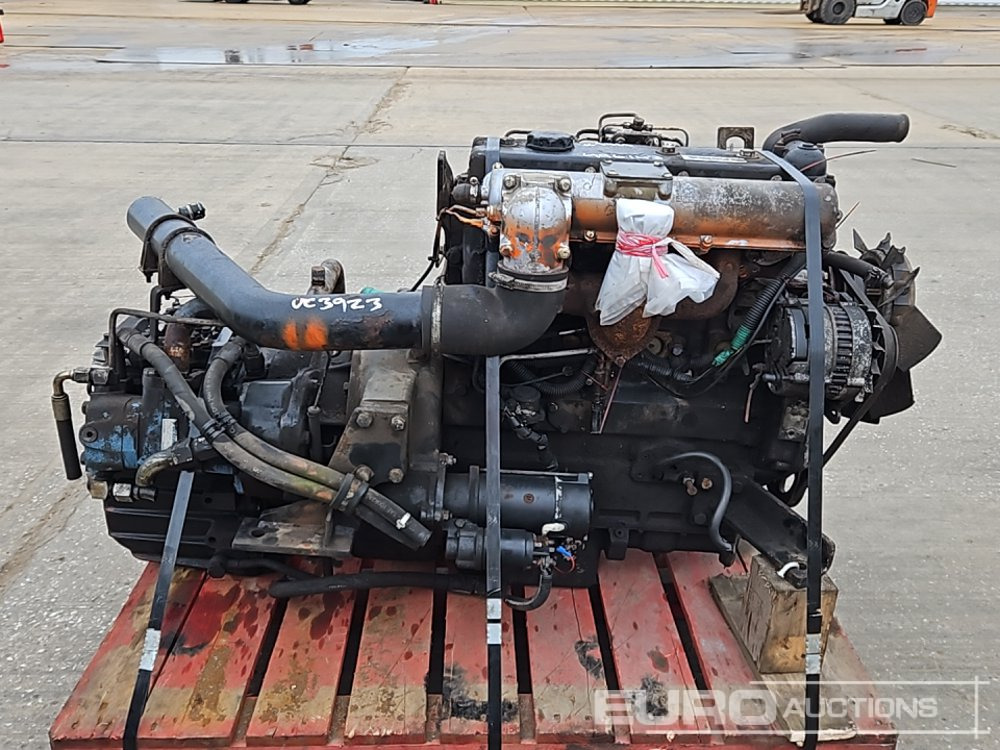 Perkins 4 Cylinder Engine, Gearbox - Mesin: gambar 2 Perkins 4 Cylinder Engine, Gearbox - Mesin: gambar 2