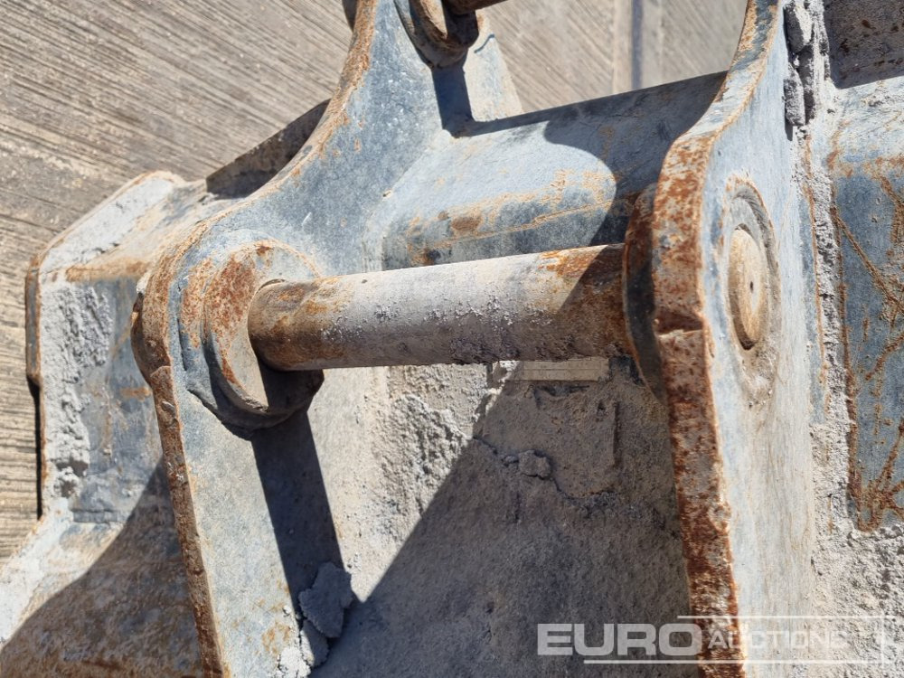 Ember Rhinox 36", 24" Digging Bucket 45mm Pin to suit 4-6 Ton Excavator: gambar 7