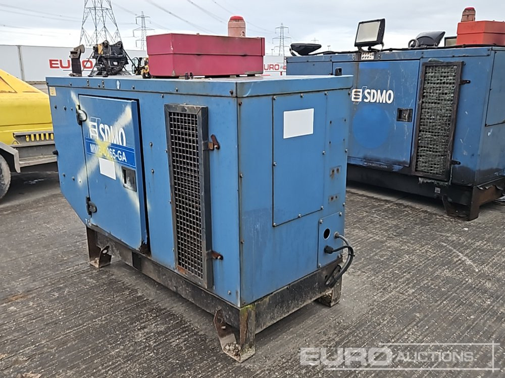 SDMO Generator, 4 Cylinder Engine - Genset: gambar 5 SDMO Generator, 4 Cylinder Engine - Genset: gambar 5