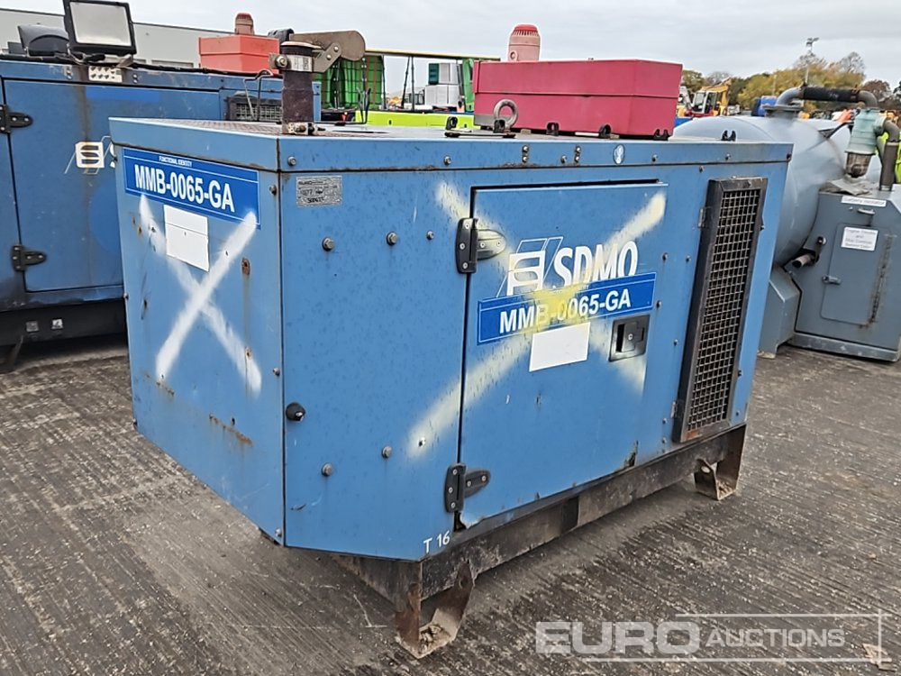 SDMO Generator, 4 Cylinder Engine - Genset: gambar 3 SDMO Generator, 4 Cylinder Engine - Genset: gambar 3