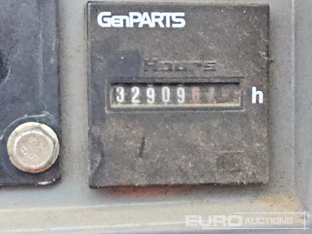 Genset SDMO R22: gambar 19