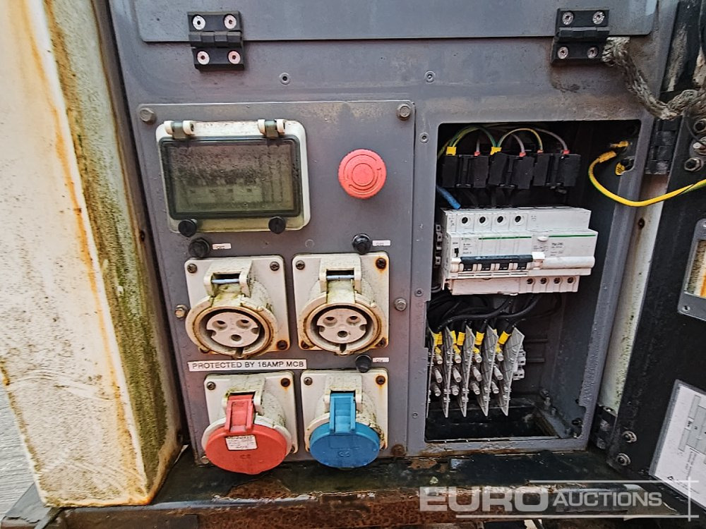 Genset SDMO R22: gambar 18