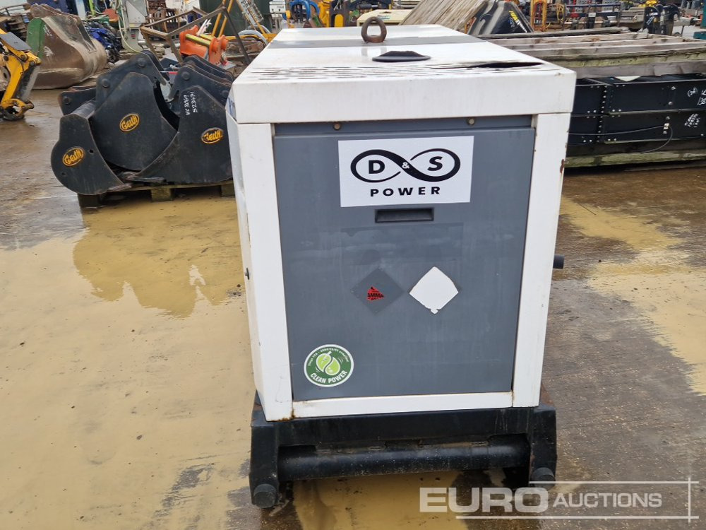 SDMO R22 - Genset: gambar 4 SDMO R22 - Genset: gambar 4