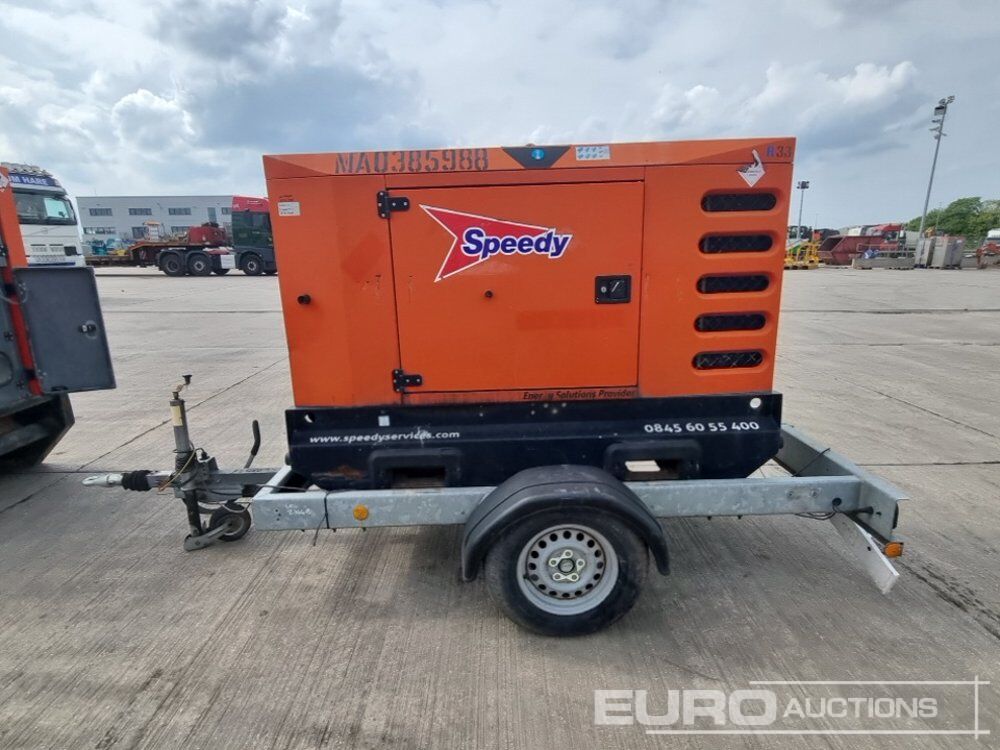 SDMO R33 - Genset: gambar 2 SDMO R33 - Genset: gambar 2