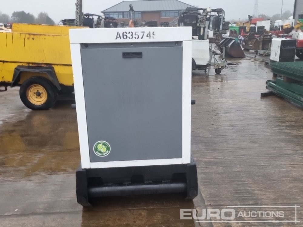 SDMO R44 - Genset: gambar 4 SDMO R44 - Genset: gambar 4