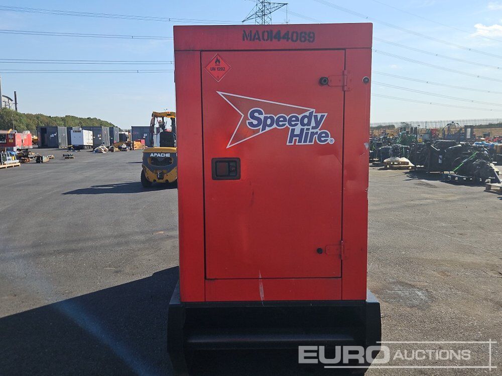SDMO R90 - Genset: gambar 2 SDMO R90 - Genset: gambar 2