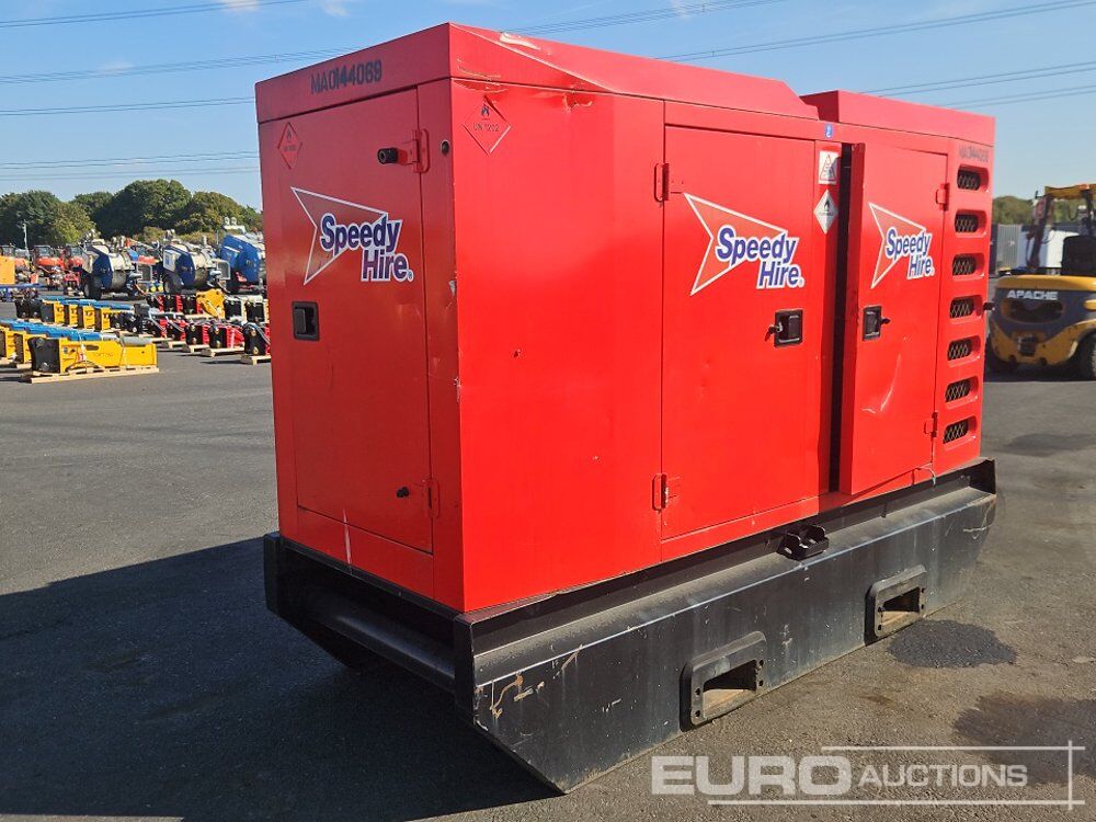 SDMO R90 - Genset: gambar 3 SDMO R90 - Genset: gambar 3
