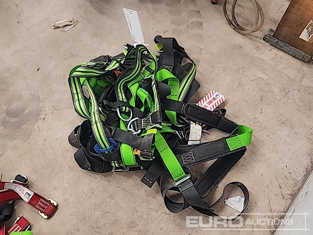 Safety Harness (5 of) - Membangun inventaris: gambar 3 Safety Harness (5 of) - Membangun inventaris: gambar 3