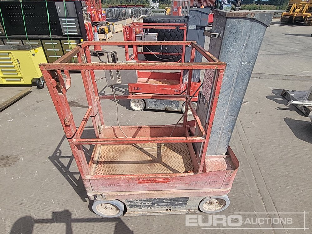 SkyJack SJ16 - Platform pengangkat: gambar 2 SkyJack SJ16 - Platform pengangkat: gambar 2