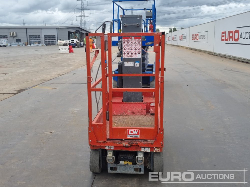 SkyJack SJ16
SJ16 - Platform pengangkat: gambar 4 SkyJack SJ16
SJ16 - Platform pengangkat: gambar 4