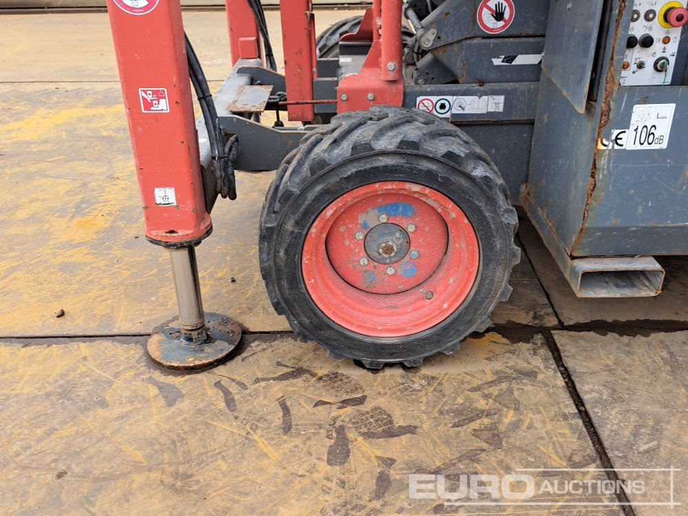 SkyJack SJ6832RT - Platform pengangkat: gambar 5 SkyJack SJ6832RT - Platform pengangkat: gambar 5