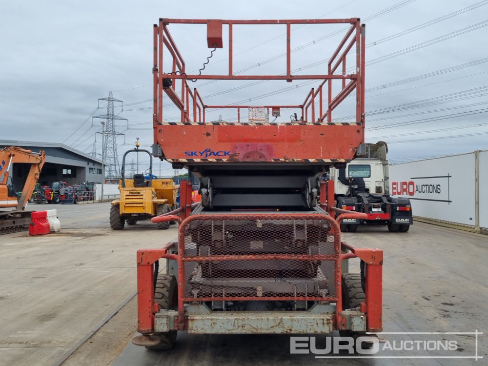 SkyJack SJ9250 - Platform pengangkat: gambar 4 SkyJack SJ9250 - Platform pengangkat: gambar 4