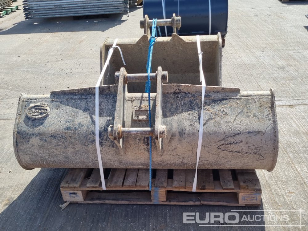 Strickland 60" Ditching, 36" Digging Bucket 45mm Pin to suit 4-6 Ton Excavator - Ember: gambar 4 Strickland 60" Ditching, 36" Digging Bucket 45mm Pin to suit 4-6 Ton Excavator - Ember: gambar 4