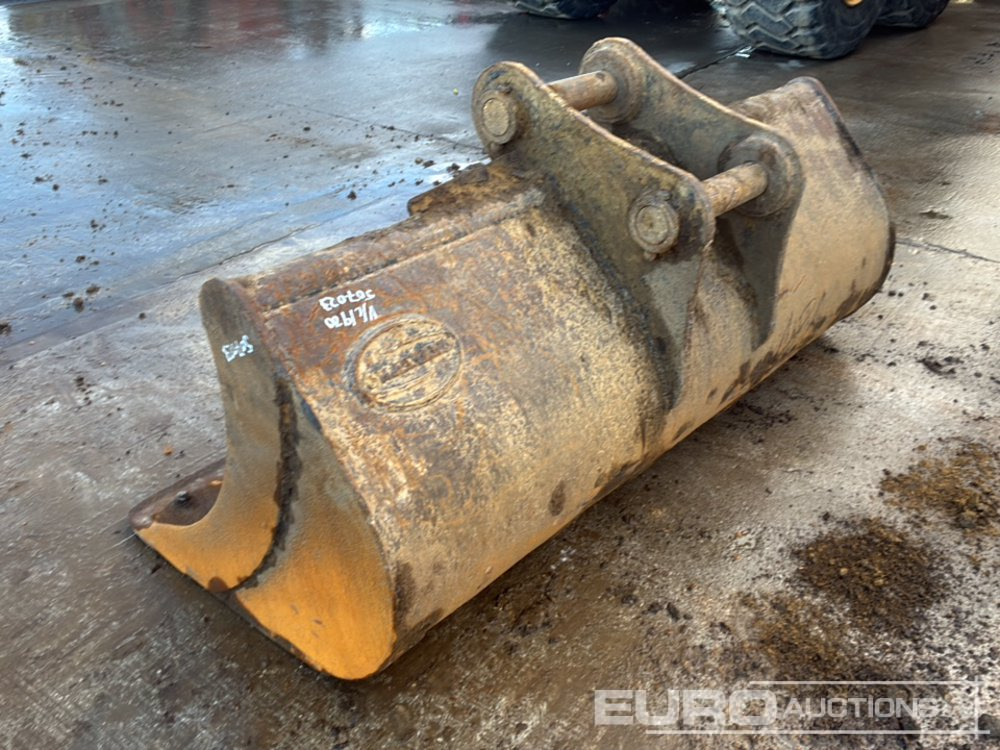 Strickland 84" Ditching Bucket 80mm Pin to suit 20 Ton Excavator - Ember: gambar 5 Strickland 84" Ditching Bucket 80mm Pin to suit 20 Ton Excavator - Ember: gambar 5