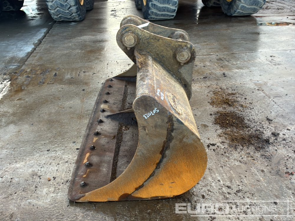 Strickland 84" Ditching Bucket 80mm Pin to suit 20 Ton Excavator - Ember: gambar 4 Strickland 84" Ditching Bucket 80mm Pin to suit 20 Ton Excavator - Ember: gambar 4