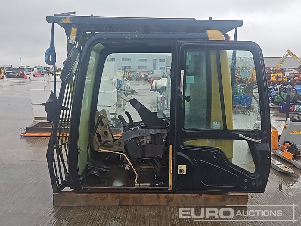CAT Operator Cab to suit Excavator - Suku cadang: gambar 2 CAT Operator Cab to suit Excavator - Suku cadang: gambar 2