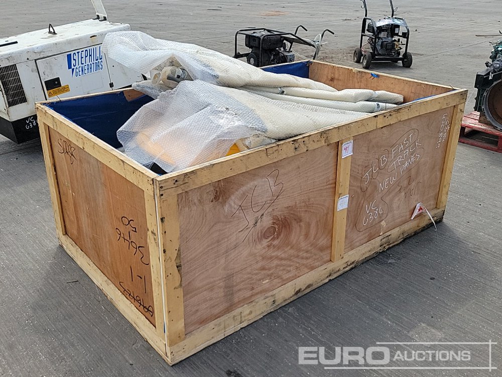Unused JCB Engine Bonet & Panels to suit Tractor - Suku cadang: gambar 1 Unused JCB Engine Bonet & Panels to suit Tractor - Suku cadang: gambar 1