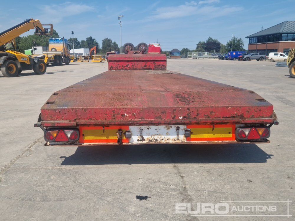 TSR Tri Axle Extendable Stepframe Low Loader Trailer, Out Riggers, Rear Steer, Winch (Plating Certificate Available) - Semi-trailer flatbed: gambar 4 TSR Tri Axle Extendable Stepframe Low Loader Trailer, Out Riggers, Rear Steer, Winch (Plating Certificate Available) - Semi-trailer flatbed: gambar 4