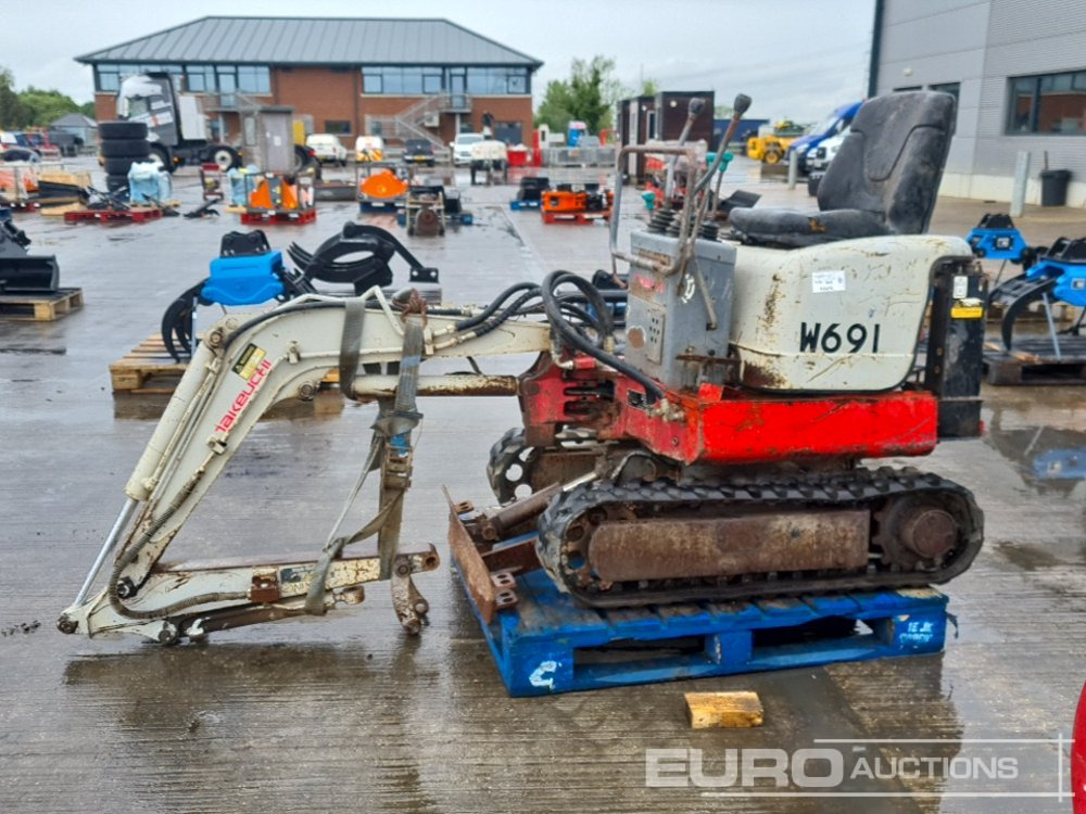 Takeuchi TB108 - Ekskavator mini: gambar 2 Takeuchi TB108 - Ekskavator mini: gambar 2