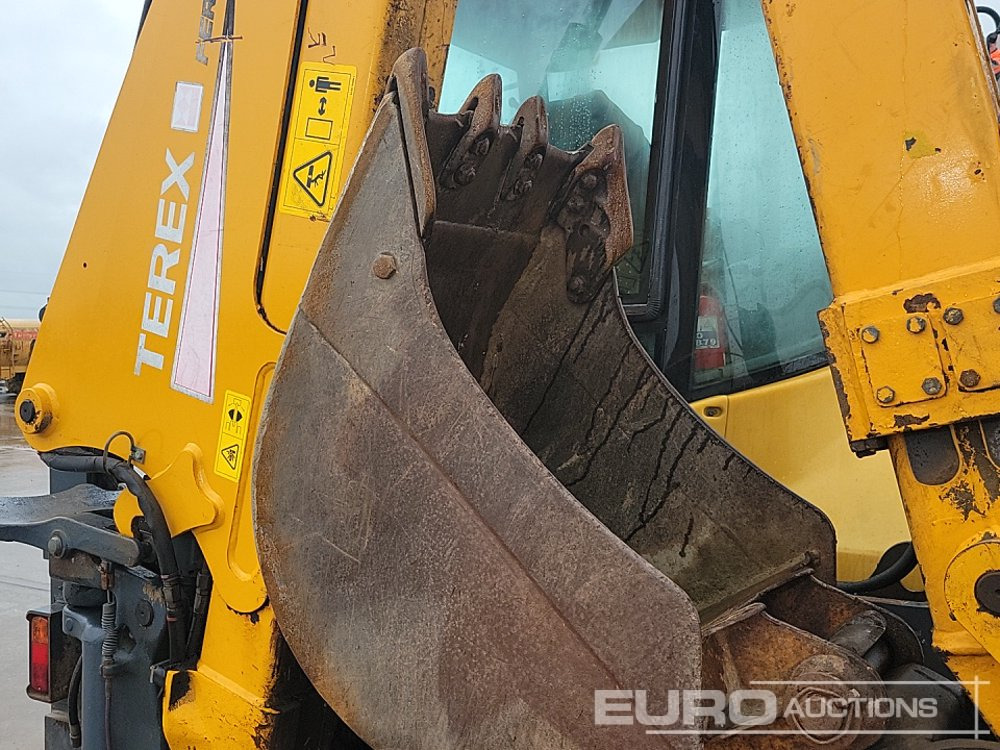 Backhoe loader Terex 860: gambar 31