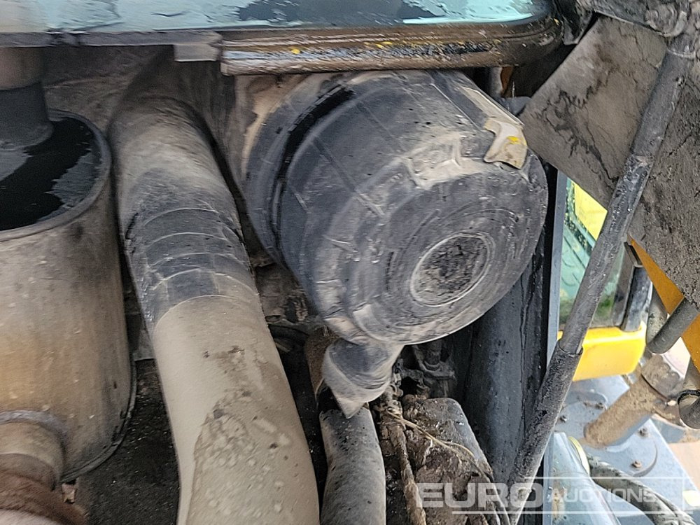Backhoe loader Terex 860: gambar 39