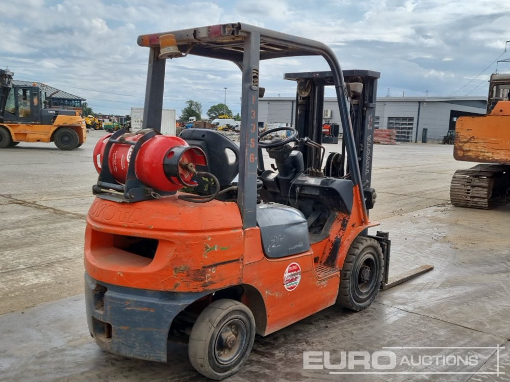 Toyota 42-7FGF25 - Forklift: gambar 5 Toyota 42-7FGF25 - Forklift: gambar 5