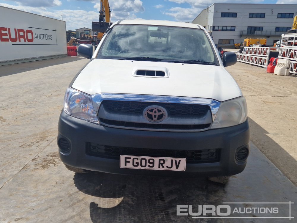 Truk pikap Toyota Hilux: gambar 8