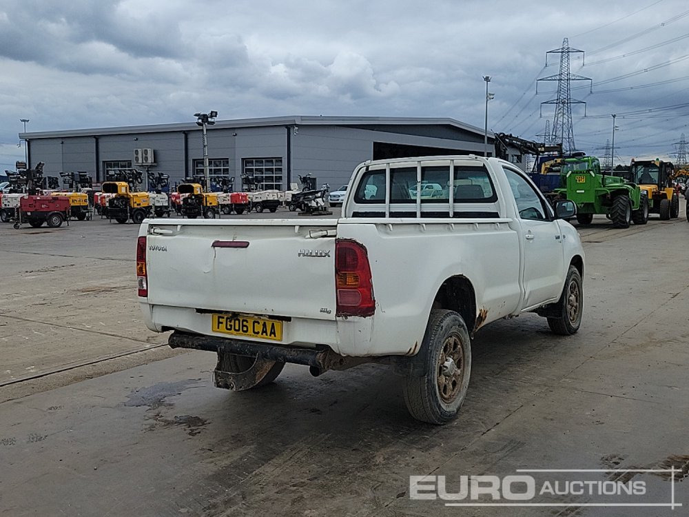 Toyota Hilux D4D - Truk pikap: gambar 5 Toyota Hilux D4D - Truk pikap: gambar 5