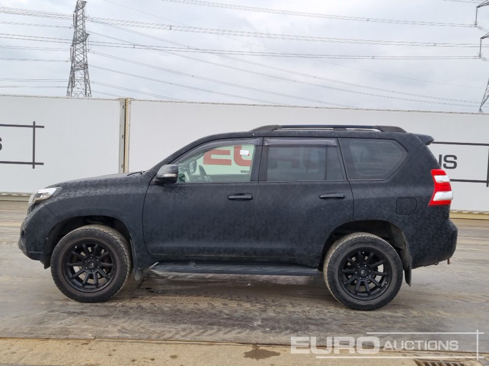 Toyota Landcruiser - Mobil SUV: gambar 2 Toyota Landcruiser - Mobil SUV: gambar 2