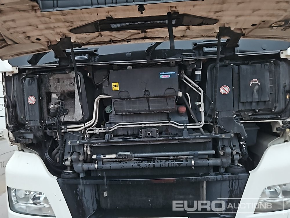 Tractor head 2015 MAN TGX26.480: gambar 31