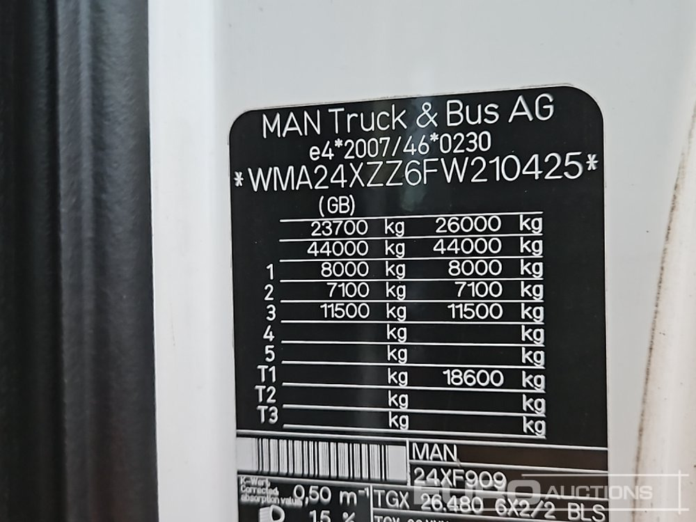 Tractor head 2015 MAN TGX26.480: gambar 45