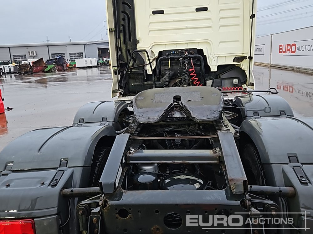 Tractor head 2015 MAN TGX26.480: gambar 16