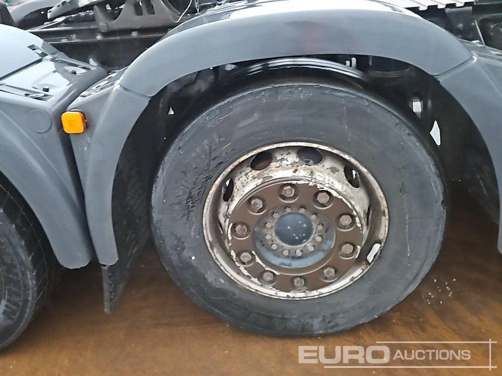 Tractor head 2015 MAN TGX26.480: gambar 13