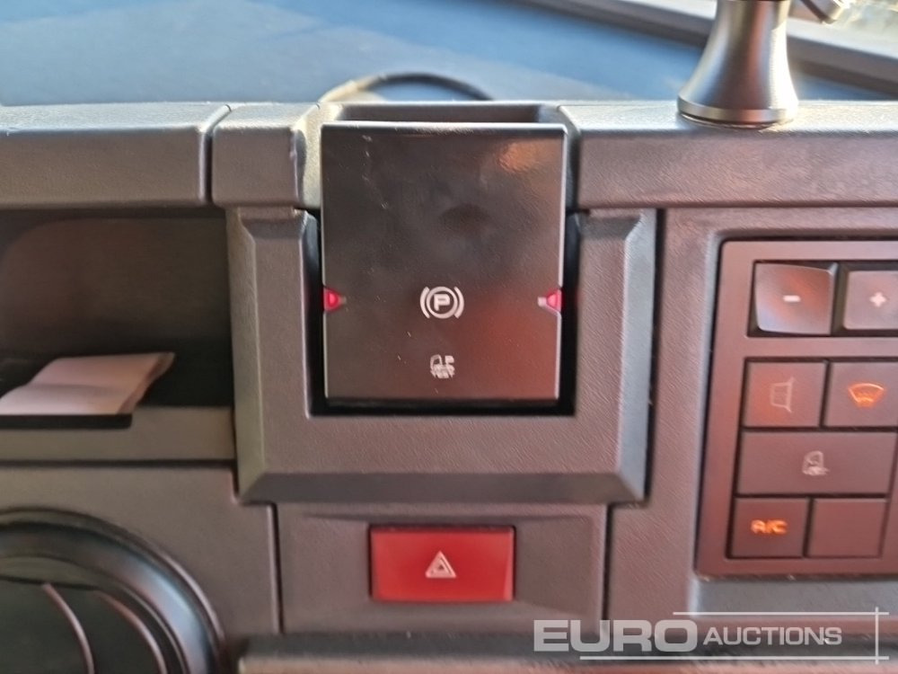 Tractor head 2017 Renault T460: gambar 28