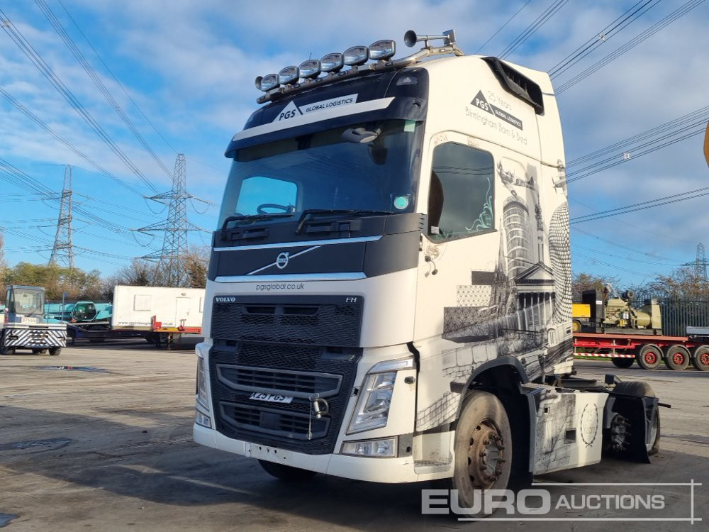 2017 Volvo 6x2 Mid Lift, 3 Way Camera, A/C, Automatic Gearbox - Tractor head: gambar 1 2017 Volvo 6x2 Mid Lift, 3 Way Camera, A/C, Automatic Gearbox - Tractor head: gambar 1