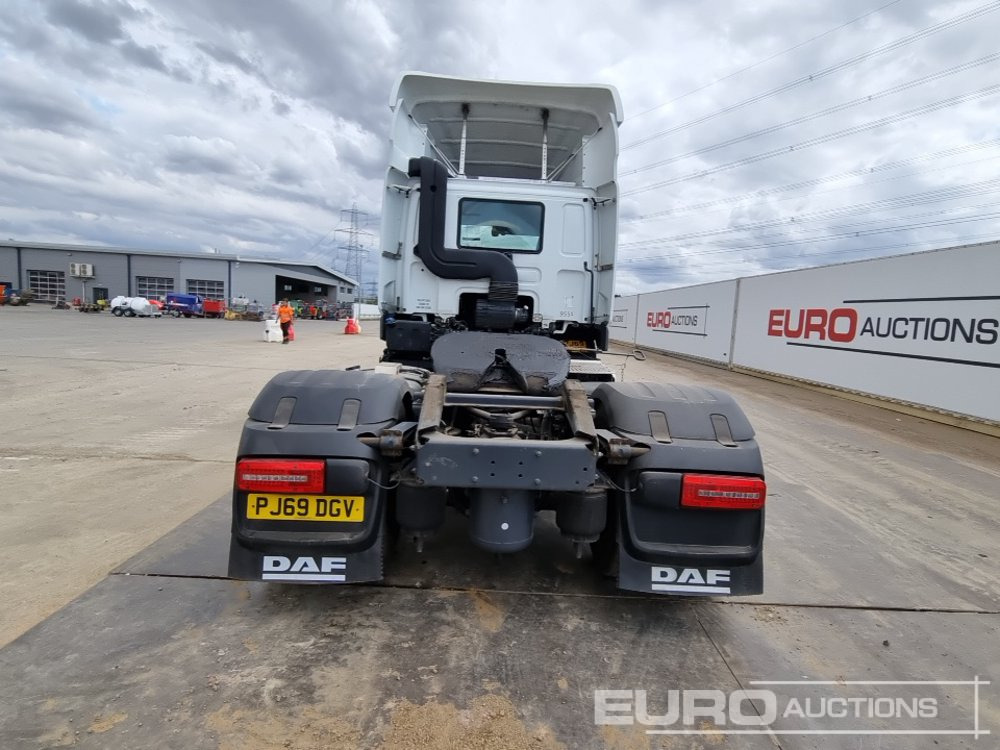 DAF CF450 - Tractor head: gambar 4 DAF CF450 - Tractor head: gambar 4