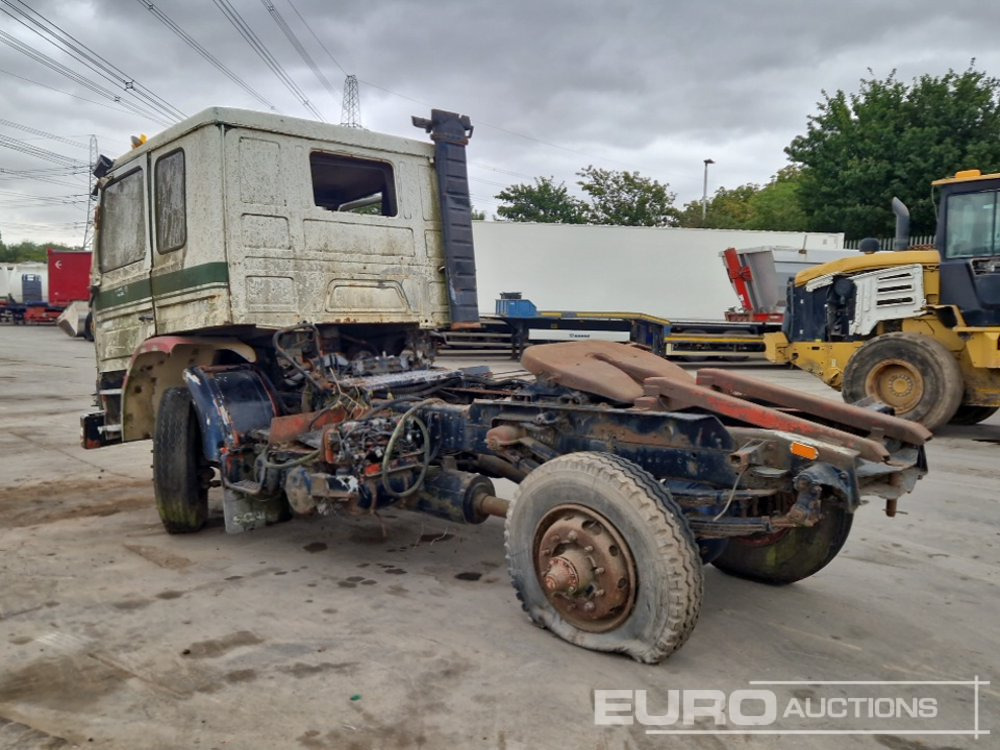 Scania 92M - Tractor head: gambar 3 Scania 92M - Tractor head: gambar 3