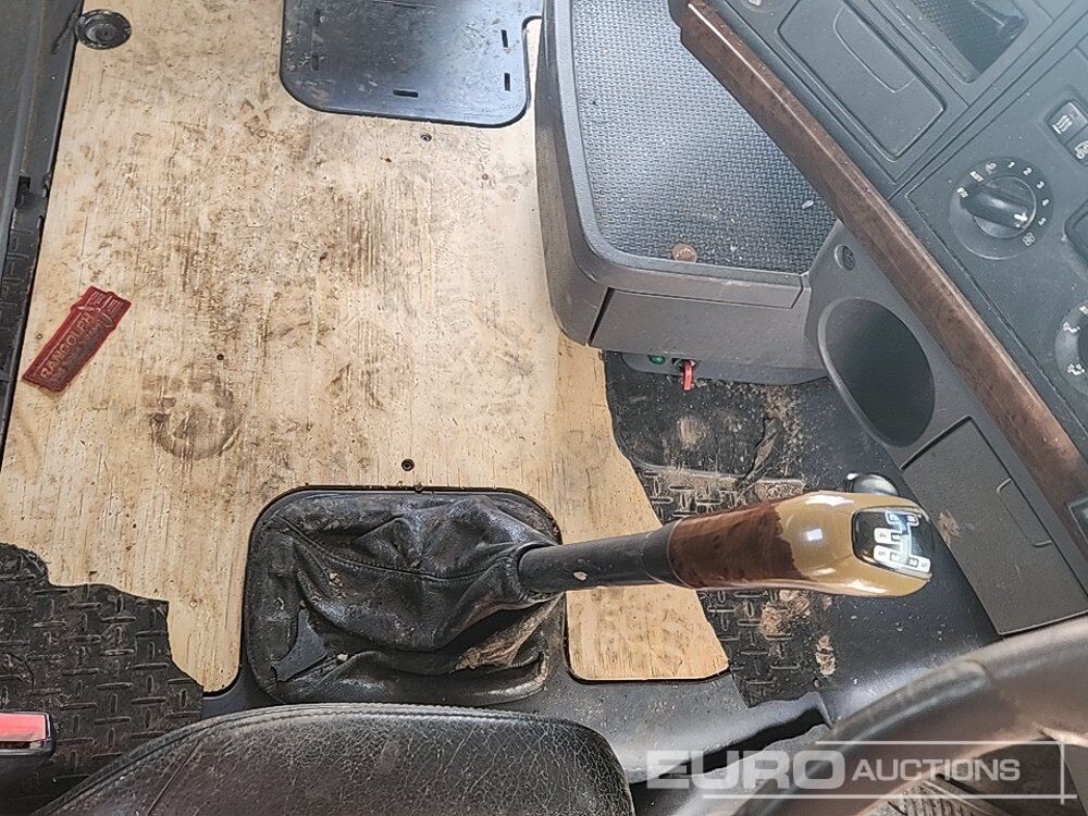 Tractor head Scania R620: gambar 37 Tractor head Scania R620: gambar 37