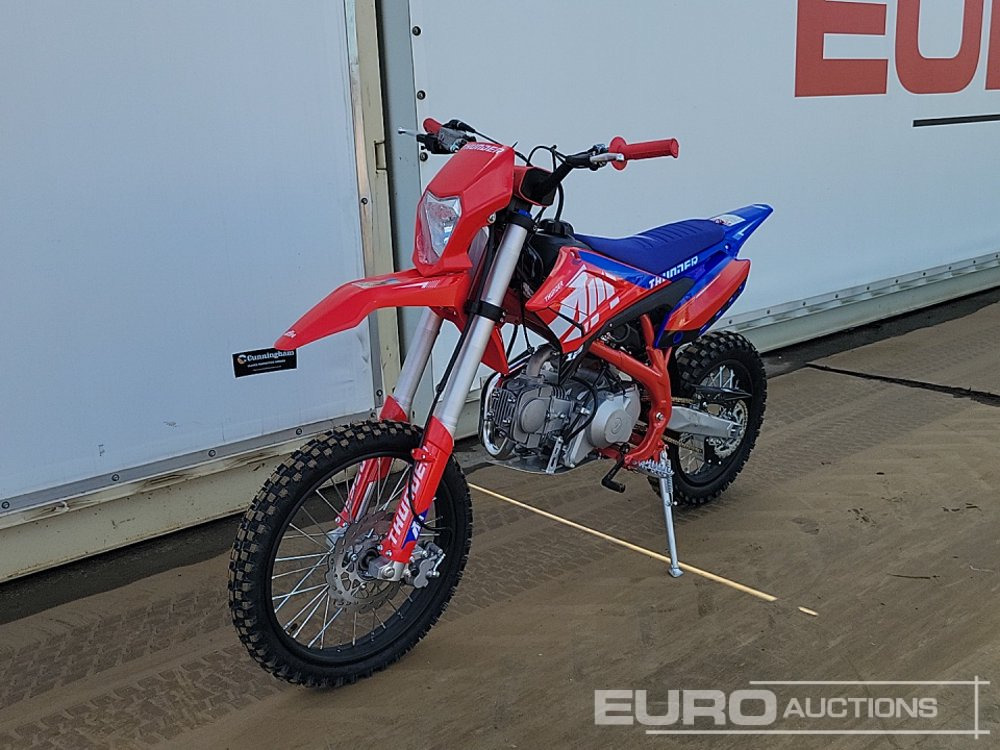 Unused 2025 Apollo Thunder - Sepeda motor: gambar 1 Unused 2025 Apollo Thunder - Sepeda motor: gambar 1