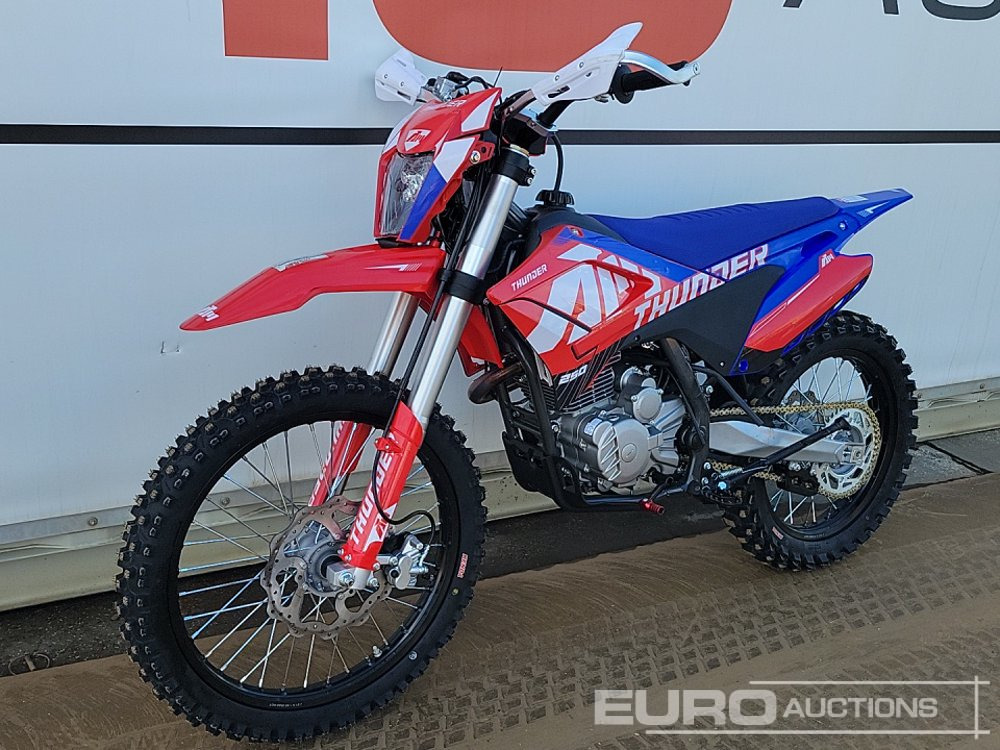 Unused 2025 Apollo Thunder - Sepeda motor: gambar 1 Unused 2025 Apollo Thunder - Sepeda motor: gambar 1