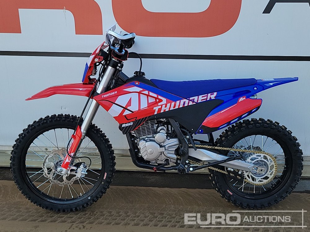 Unused 2025 Apollo Thunder - Sepeda motor: gambar 2 Unused 2025 Apollo Thunder - Sepeda motor: gambar 2