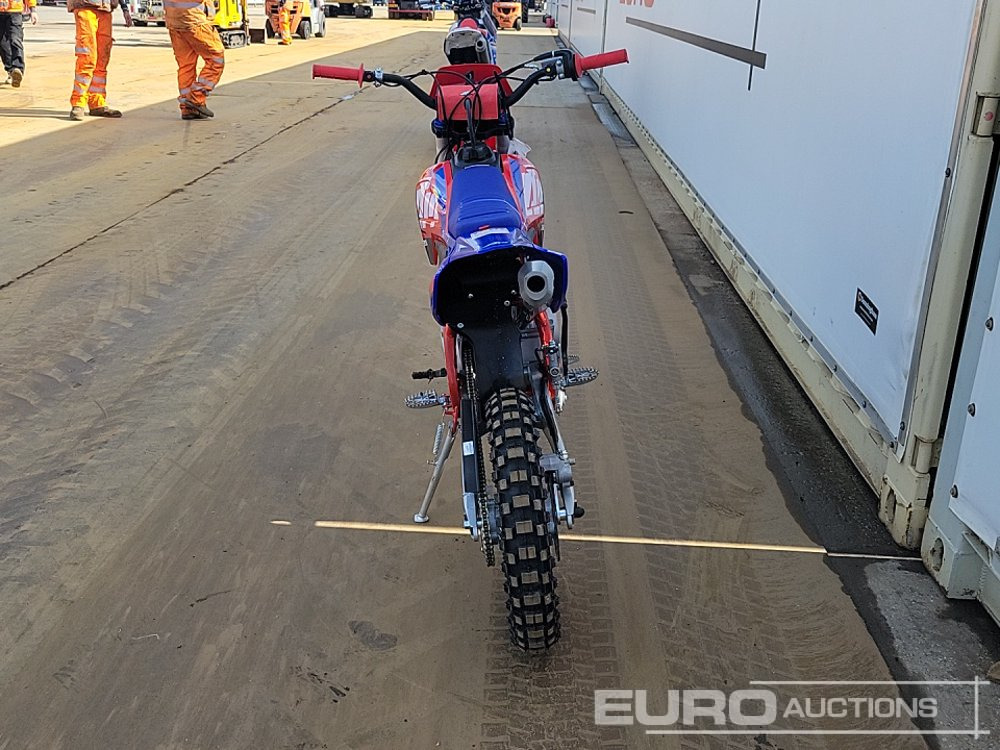 Unused 2025 Apollo Thunder - Sepeda motor: gambar 4 Unused 2025 Apollo Thunder - Sepeda motor: gambar 4