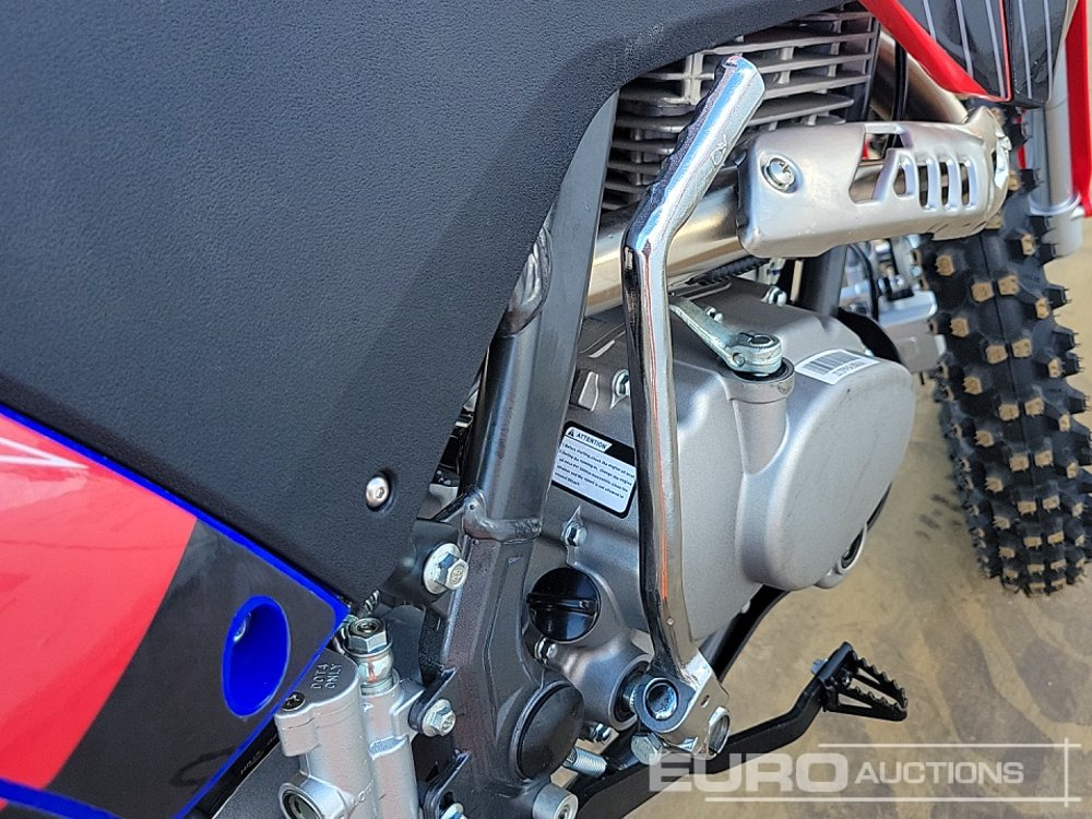 Sepeda motor Unused 2025 Apollo Thunder: gambar 14