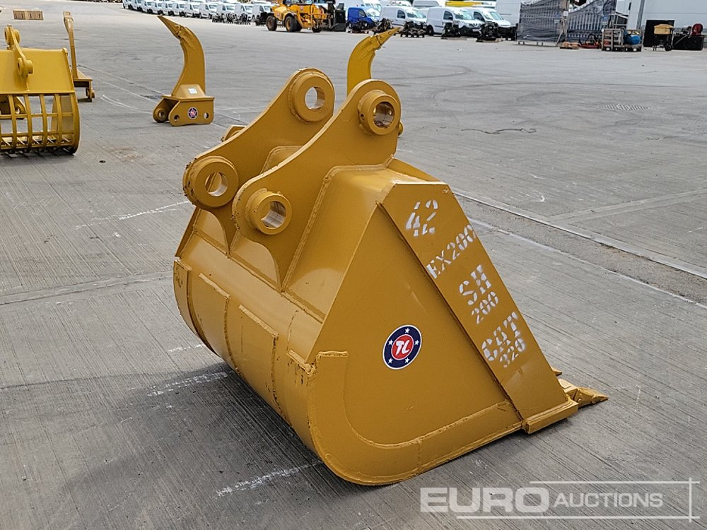 Unused 44" Digging Bucket 80mm Pin to suit 20 Ton Excavator - Ember: gambar 5 Unused 44" Digging Bucket 80mm Pin to suit 20 Ton Excavator - Ember: gambar 5